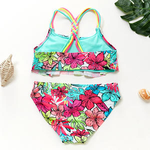 Traje de baño de 2 piezas con estampado floral tropical multicolor para niñas, corpiño trenzado con cabestrillo y bikini con letras, grupo de edad para niños - Product Image 4