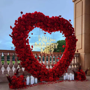 Arco Floreale a Forma di Cuore Fatto a Mano con Supporto, Sfondo di Rose Artificiali in Seta per Decorazioni di Matrimoni, San Valentino e Festa della Mamma - Product Image 3
