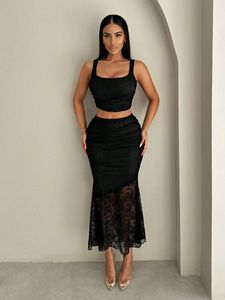 ชุดเซ็กซี่สไตล์ยุโรปและอเมริกา แฟชั่นสาวเปรี้ยว ชุดสองชิ้นผ้าลูกไม้เย็บต่อกัน ซีทรู กระโปรงยาวรัดสะโพก ชุดชั้นใน - Product Image 2