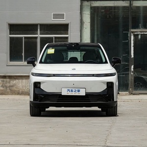 Elegante SUV Eléctrico Leapmotor B10 para Adultos, Vehículo de Nueva Energía de China, ¡Reserva Ahora! - Product Image 1