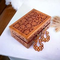 Boîte à bijoux en bois haut de gamme personnalisée, motifs sculptés à la main, boîte de rangement pour souvenirs, boîte à bibelots de qualité supérieure