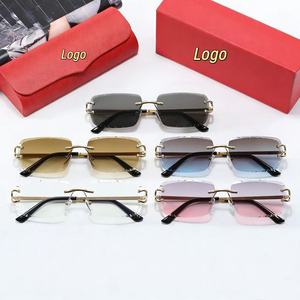 Nuovi <span class=keywords><strong>Occhiali</strong></span> <span class=keywords><strong>da</strong></span> <span class=keywords><strong>Sole</strong></span> di Lusso alla Moda con Protezione UV400 e Lenti Sfumate, Logo Personalizzabile, <span class=keywords><strong>Marca</strong></span> Rinomata, Unisex - Product Image 4