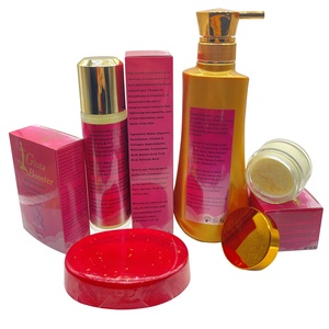 Ensemble de soins de la peau africaine hydratant éclaircissant <span class=keywords><strong>anti</strong></span>-<span class=keywords><strong>taches</strong></span> éliminant les imperfections et les <span class=keywords><strong>taches</strong></span> brunes purifiant avec glutathion OEM - Product Image 4