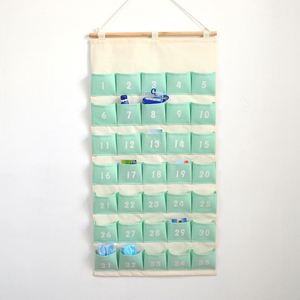 Organizador Colgante para Puerta con 6, 20 o 35 Compartimentos Numerados para Teléfonos Móviles, Ideal para el Hogar o el Aula - Product Image 1