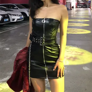 2019 Schlussverkauf Damenbekleidung Kleid Party ärmellos PU Latex Schied Damenkleid Nieten Gürtel sexy Latexkleid