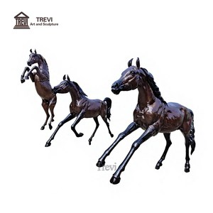 Ensemble de <span class=keywords><strong>3</strong></span> statues de chevaux arabes en <span class=keywords><strong>bronze</strong></span> sur mesure, sculpture équestre galopante, statues d'animaux réalistes pour jardin et cour de villa - Product Image 4