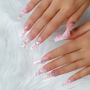 <span class=keywords><strong>Uñas</strong></span> <span class=keywords><strong>postizas</strong></span> personalizadas al por mayor, estilo bailarina, medianas, con forma de ataúd, con diamantes, perlas y punta francesa, para manicura, <span class=keywords><strong>uñas</strong></span> adhesivas de ABS - Product Image 1