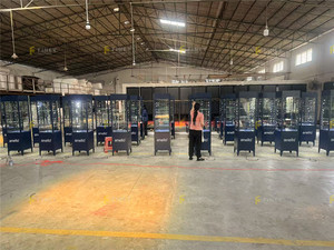 Soporte de exhibición de almacenamiento al por menor personalizado Unidad de exhibición de iluminación LED Diseño de escaparate de exhibición de reloj de vidrio bloqueable - Product Image 6