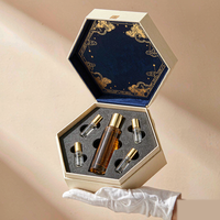 Set Regalo di Campioni di Profumo di Lusso, Confezione Semicircolare a Conchiglia, Logo Personalizzato, Interno Blu Navy Stellato, Marche di Fragranze