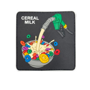 Etiqueta de ropa de PVC con gancho de goma suave moldeada a medida 2D de silicona y cloruro de polivinilo, parche de PVC - Product Image 2