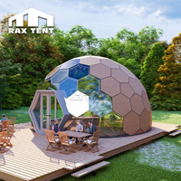 Tente dôme géodésique RAXTENT 7M 8M hexagonale en verre avec panneaux isolants pour le glamping