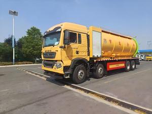 Camión de Limpieza de Alcantarillado al Vacío Sinotruk 8x4 33000L Euro2-Euro6 LHD/RHD con Bomba de Vacío y Pistón de Alta Presión Doble para Dragado de Alcantarillado - Product Image 6