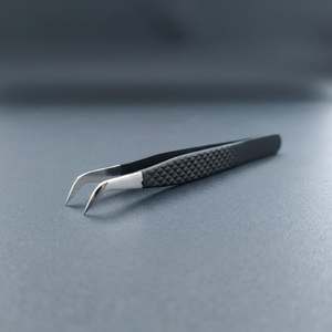 Pinzas para Pestañas de Acero Inoxidable con Marca Personalizada, Impresas a Medida, Origen Pakistán, Modelo 194, para Productos de Belleza Promocionales - Product Image 3