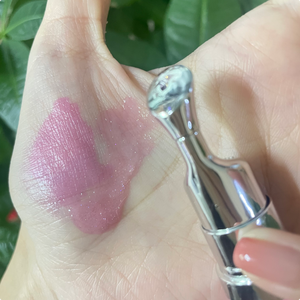 Suero Labial Rosa de Alta Calidad al por Mayor, <span class=keywords><strong>Voluminizador</strong></span> de Labios con Alto Brillo, Aceite Labial con Efecto Cristal para Labios Más Voluminosos - Product Image 6