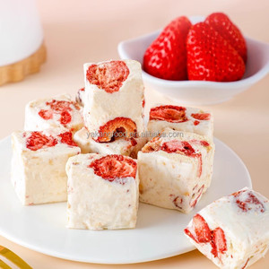 Célébrités sur Internet <span class=keywords><strong>Desserts</strong></span> frais à saveur de fraise Collations croustillantes de flocon de neige Prêt à manger en petits paquets avec des sacs ouverts - Product Image 5