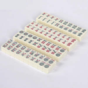 <span class=keywords><strong>Juego</strong></span> <span class=keywords><strong>de</strong></span> Mahjong americano acrílico personalizado azulejos <span class=keywords><strong>de</strong></span> viaje portátiles <span class=keywords><strong>juego</strong></span> <span class=keywords><strong>de</strong></span> lujo Lona <span class=keywords><strong>de</strong></span> Malasia alfombra <span class=keywords><strong>de</strong></span> Navidad grabado compacto <span class=keywords><strong>de</strong></span> una sola cubierta - Product Image 2