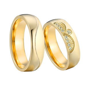 Anelli Nuziali di Lusso Eleganti con Design a Corona <span class=keywords><strong>in</strong></span> Zirconi, Placcati <span class=keywords><strong>in</strong></span> Oro 24K, <span class=keywords><strong>in</strong></span> <span class=keywords><strong>Acciaio</strong></span> <span class=keywords><strong>Chirurgico</strong></span> 316L per Coppie e Innamorati, Anniversario - Product Image 2