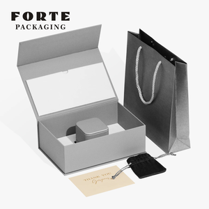FORTE 2024 Caja de Regalo de Joyería de Cuero PU Verde de Alta Gama con Logotipo Personalizado, Caja para Anillos, Pendientes y Colgantes, Empaque de Joyería con Caja Exterior - Product Image 5