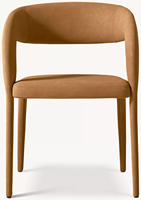 Chaise de salle à manger en cuir marron caramel, forme de cuve, dossier incurvé, accoudoirs tombants, siège rembourré confortable, quatre pieds coniques robustes