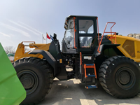 Chargeuse sur pneus 855T de 5,5 tonnes, moteur diesel 170 kW, godet inclus, marque chinoise, neuve, haute efficacité