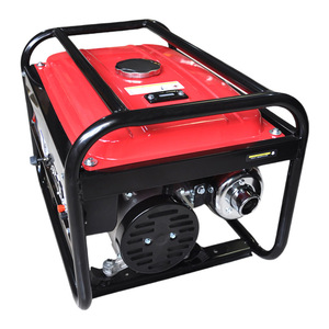 Générateur d'essence portable 3kW/5kW monophasé et triphasé double tension 110V/220V pour utilisation en extérieur - Product Image 4