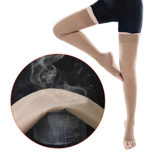 Bas de contention médicaux - Bas de compression graduée 20-30 mmHg <span class=keywords><strong>pour</strong></span> femmes/hommes - Compression graduée <span class=keywords><strong>pour</strong></span> prévenir <span class=keywords><strong>l</strong></span>'embolie et soulager la douleur - Product Image 1
