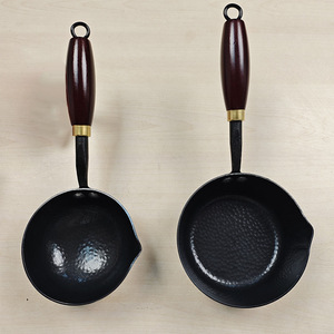 Mini olla para verter aceite, redonda, duradera, solo apta para lavado a mano, para freír huevos, comida para bebés, cocinar - Product Image 1
