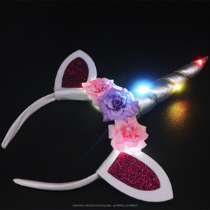 Einhorn partei liefert eingestellt glow in <span class=keywords><strong>the</strong></span> dark haar zubehör licht up LED einhorn stirnband party geschenke - Product Image 1