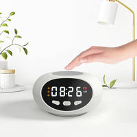 Horloge de table intelligente personnalisée en usine pour personnes âgées et personnes âgées horloge parlante à commande vocale pour horloge de bureau aveugle
