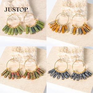 Vente en gros de boucles d'oreilles vintage unisexe en acier inoxydable, pierre naturelle faite à la main, aventurine verte, bijoux respectueux de l'environnement - Product Image 2