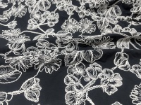 Tissu brodé floral blanc sur base noire, motif floral vintage, textile pour robe Abaya, matière pour vêtements