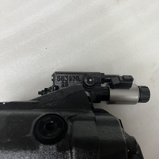 49吨液压挖掘机XE490液压冷却风扇电机58397028| Alibaba.com