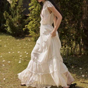 Robe longue sans manches en dentelle pour femme, style bohème, blanche, à volants étagés, taille élastique, vintage, pour les vacances - Product Image 2