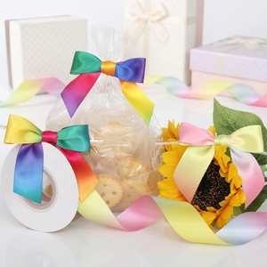 Lazo de Plástico Multicolor con Diseño de Arcoíris, Lazo Pre-atado Decorativo para Cajas de Regalo, Paquetes de Dulces y Decoración de Fiestas - Product Image 5