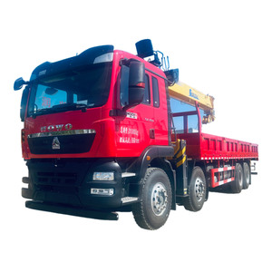 La grue montée sur camion Sinotruk HOWO 8x4 a une direction sensible et peut facilement grimper les collines. - Product Image 3