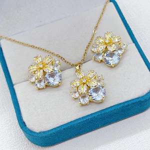 2 unids/set alta calidad 18K chapado en oro flor pendiente collar conjuntos joyería circón collar y pendiente conjunto para mujer - Product Image 3