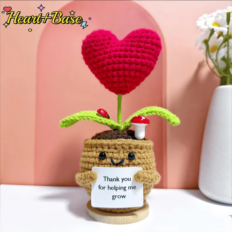 Red-1-crochet heart potted plant