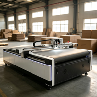 Machine de découpe à plat automatique TC pour affiches, films de voiture et autocollants en vinyle avec alimentation par feuilles