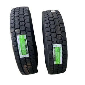 ยางรถบรรทุกพาณิชย์แบบเรเดียลไม่มียางใน ขนาด 295/75R22.5 16PR ยางใหม่สำหรับรถบรรทุกขนาดเล็ก ลายดอกยางสำหรับทุกตำแหน่ง ยี่ห้อ USA Custom Brand ยางทดแทน - Product Image 1