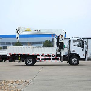 Grue montée sur camion Dongfeng 5T à flèche télescopique 4 sections, approvisionnement direct usine pour la logistique, les ports, la construction et le levage en chantier - Product Image 2