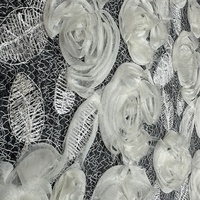 Bas prix 3D fleur dentelle tissu broderie cordon dentelle tissu Polyester tissu pour vêtements