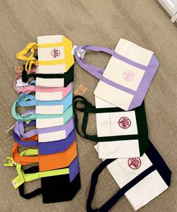 Bolsas de Compras Grandes de Trader Joe's Color Lavanda - Product Image 2