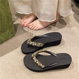 Sandalias de plataforma con punta abierta para mujer, de alta calidad, ligeras y transpirables, hechas de material de goma, ideales para la playa. - Product Image 3