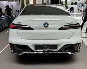 <span class=keywords><strong>BMW</strong></span> <span class=keywords><strong>Serie</strong></span> <span class=keywords><strong>5</strong></span> 590 SEDÁN USADO de Bajo Costo - Product Image 2
