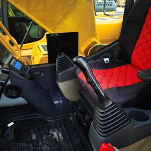 Excavatrices d'occasion Komatsu PC210LC à faible nombre d'heures | Excavatrice sur chenilles d'origine japonaise 20T pour l'exploitation minière et la construction, certifiée CE - Product Image 6