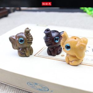 Ling Gusi <b>Elephant</b> Pendant Sandalwood Carving Craft Keychain Mobile Phone Decoration <b>Gift</b> - Product Image 1