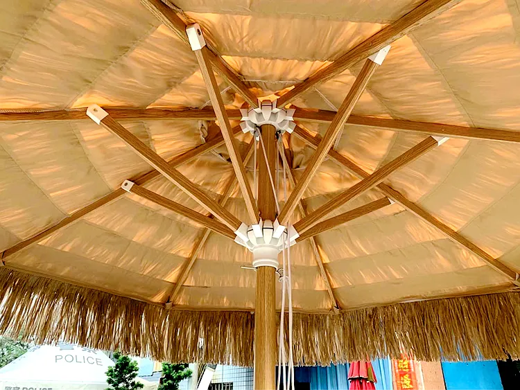 High Quality Outdoor Parasol Raffia Beach Umbrella Thatch Roof waterproof Straw Umbrella With Tilt