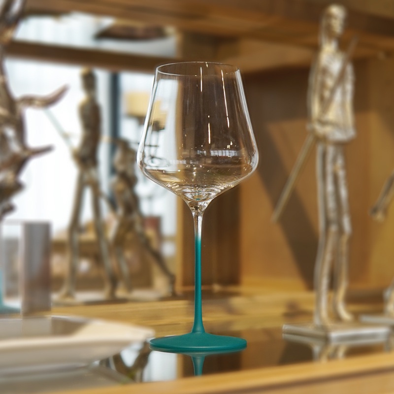 Multiple colors 800~900 ml Frosted color red wine glass sandblasting process crystal glass