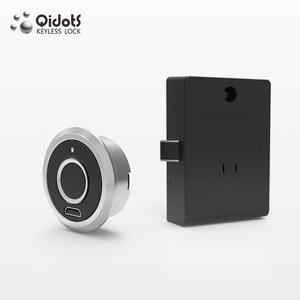 Qidots ארון טביעת אצבע מנעול קטן מתכת מובנה ביומטרי מנעול מגירת עץ עם 20 טביעות אצבעות - Product Image 2