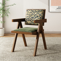 Chaises de salle à manger en bois massif avec revêtement en cuir, design moderne et luxueux, durables pour restaurants, hôtels, balcons